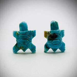 Carved Turquoise Turtle Stud Earrings .5"